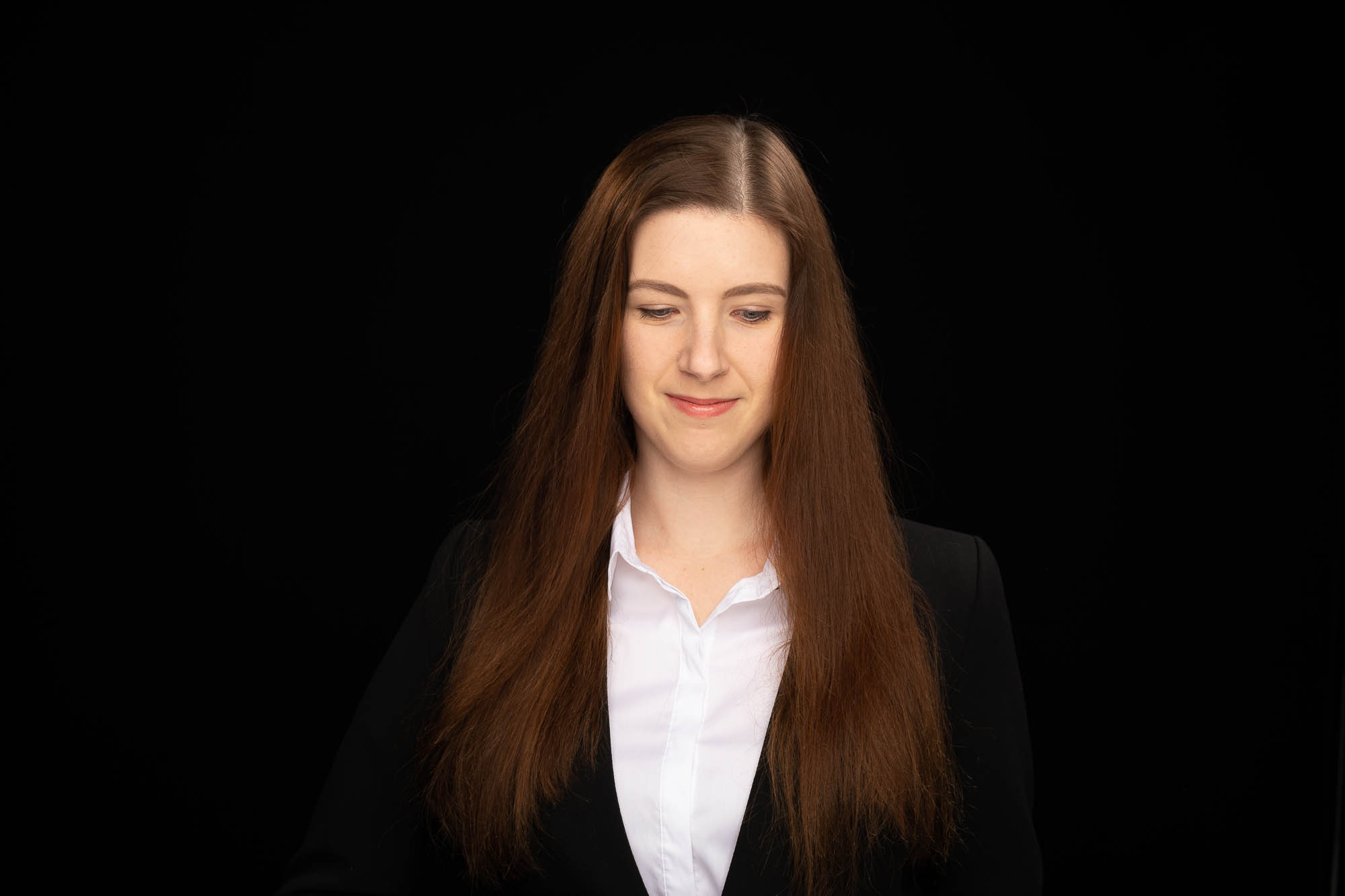 Export x3 Headshots Romina 202001145 Capture 2